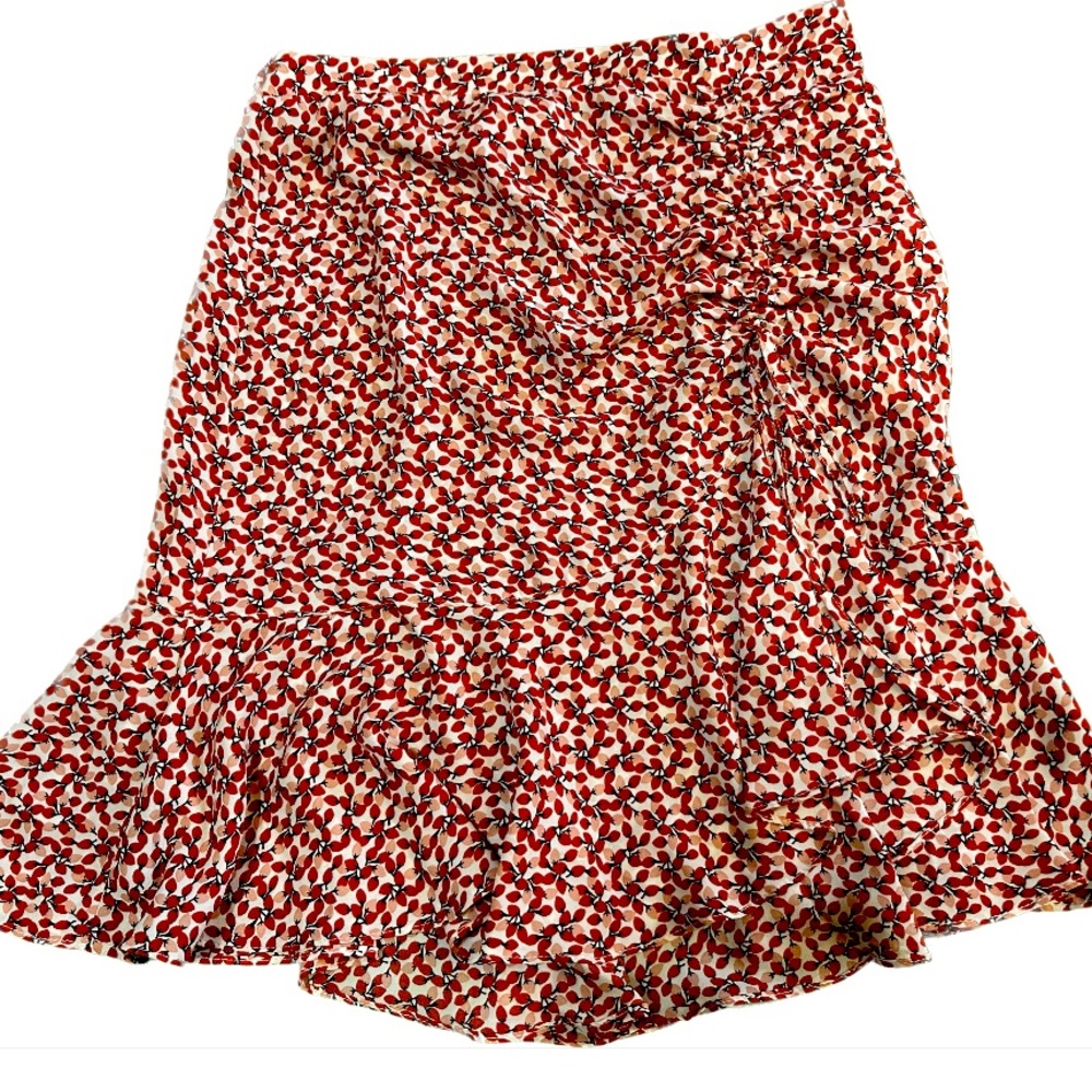 ✨✨Hostess Pick✨✨Max Studio Mini Skirt - New, Never Worn✨✨